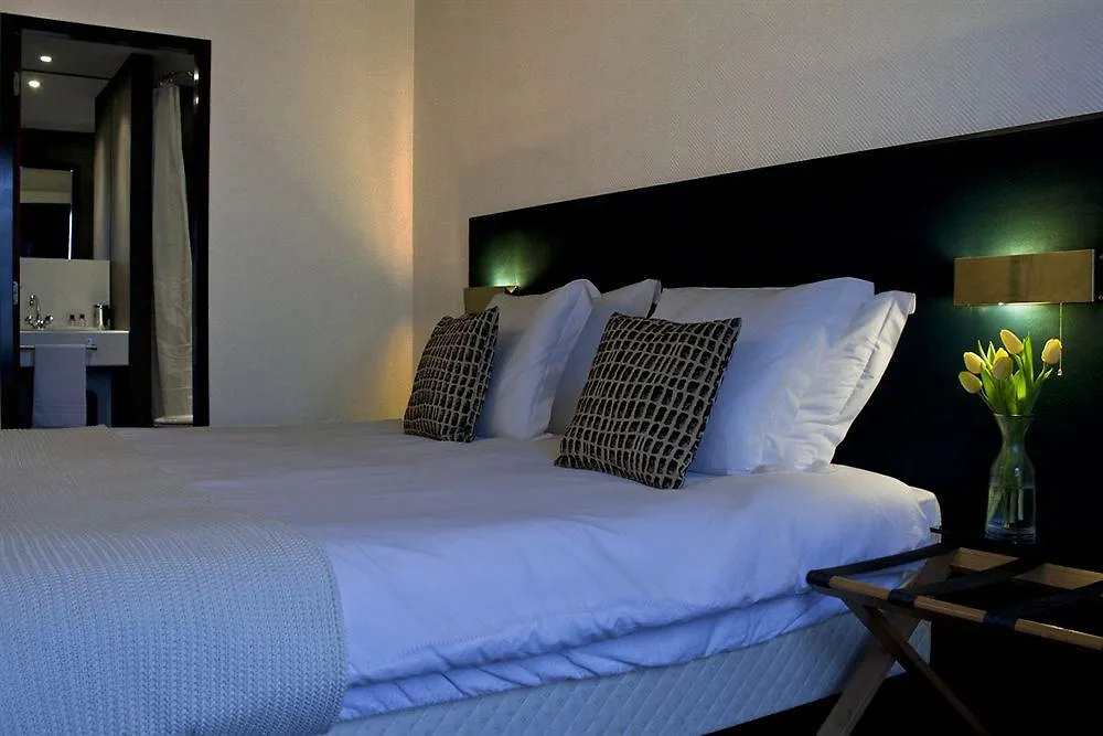 Hotel National Antwerp 3*,
